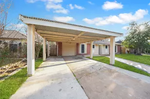 5227 Ridge Turn Dr, Houston, TX 77053 - Photo 2