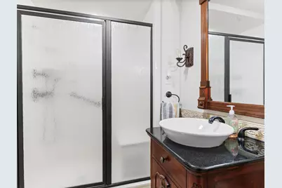 106 W Watt Street, El Campo, TX 77437 - Photo 10