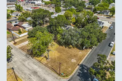 106 W Watt Street, El Campo, TX 77437 - Photo 4