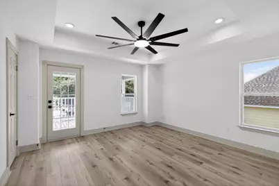 1086 S Hood Street, Alvin, TX 77511 - Photo 22