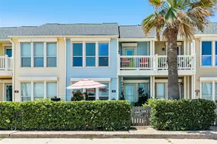 8302 Seawall Blvd, Galveston, TX 77554 - Photo 4