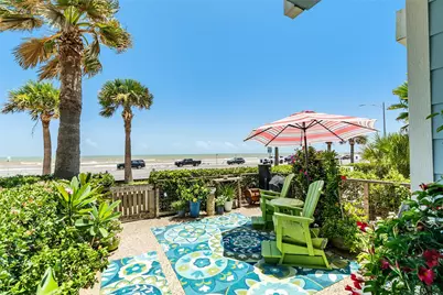 8302 Seawall Boulevard #5, Galveston, TX 77554 - Photo 2
