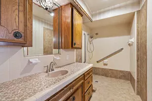 1043 Martin St, Houston, TX 77018 - Photo 36