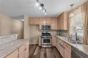 10311 Falling River Dr, Houston, TX 77095 - Photo 6