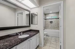 34 E Wandering Oak Dr, The Woodlands, TX 77381 - Photo 18