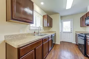 14938 Hidalgo Valley Ln, Houston, TX 77090 - Photo 32