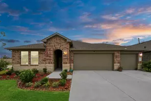 403 Blanco Ln, Dayton, TX 77535 - Photo 2