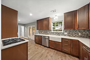 319 Arvana St, Houston, TX 77034 - Photo 6