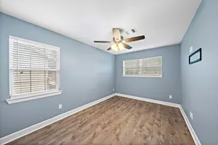 319 Arvana St, Houston, TX 77034 - Photo 14