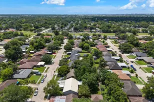 319 Arvana St, Houston, TX 77034 - Photo 30