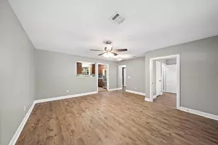 319 Arvana St, Houston, TX 77034 - Photo 4