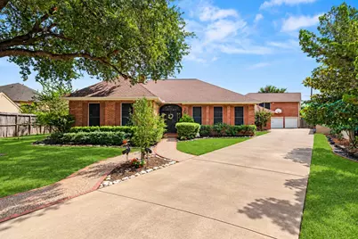 8115 Meadow Crest Street, Houston, TX 77071 - Photo 1