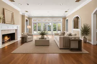 8115 Meadow Crest St, Houston, TX 77071 - Photo 8