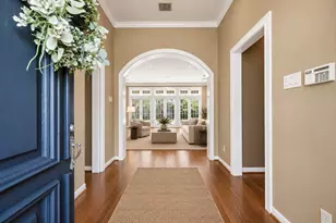 8115 Meadow Crest St, Houston, TX 77071 - Photo 6