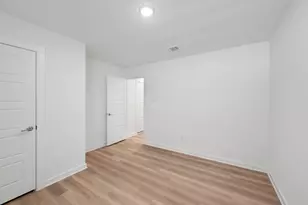 32131 Morning Luster CT, Fulshear, TX 77441 - Photo 16