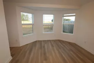 32131 Morning Luster CT, Fulshear, TX 77441 - Photo 4