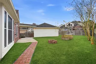 3130 Red Maple Dr, Friendswood, TX 77546 - Photo 26