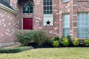 3334 Oak Branch Ln, Sugar Land, TX 77479 - Photo 2