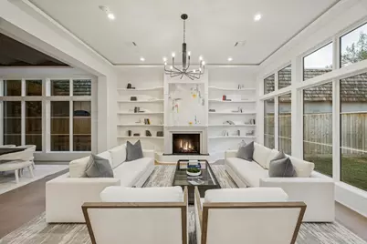 1656 Banks Street, Houston, TX 77006 - Photo 12