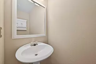 11827 E Galwan Cir, Houston, TX 77070 - Photo 24