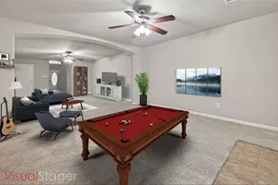 11827 E Galwan Cir, Houston, TX 77070 - Photo 8