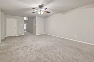 11827 E Galwan Cir, Houston, TX 77070 - Photo 42