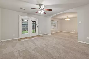 11827 E Galwan Cir, Houston, TX 77070 - Photo 6