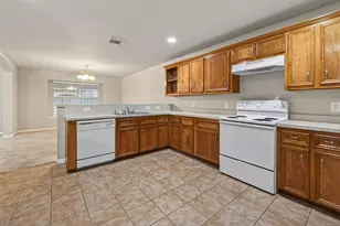 11827 E Galwan Cir, Houston, TX 77070 - Photo 20