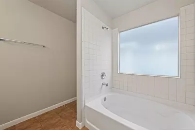 11827 E Galwan Circle, Houston, TX 77070 - Photo 36