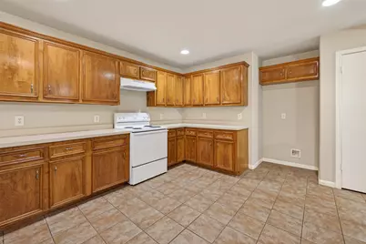 11827 E Galwan Circle, Houston, TX 77070 - Photo 16