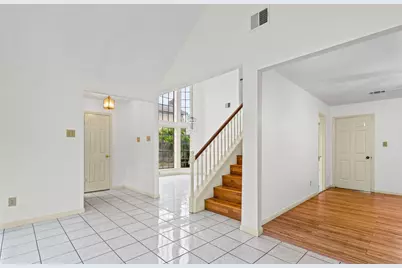 1922 Hickory Lawn Drive, Houston, TX 77077 - Photo 6