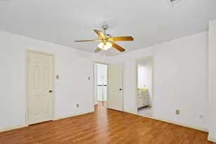 1922 Hickory Lawn Dr, Houston, TX 77077 - Photo 18