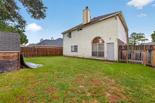 2446 Kenbridge Dr, Houston, TX 77067 - Photo 38