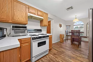 2446 Kenbridge Dr, Houston, TX 77067 - Photo 12