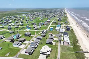 928 Olive Dr, Crystal Beach, TX 77650 - Photo 46