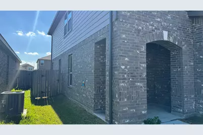 12422 Seybold Cove Drive, Houston, TX 77044 - Photo 18