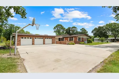 215 Lakeview Lane, El Campo, TX 77437 - Photo 28
