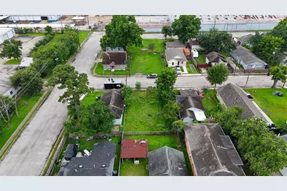 5537 Margarita Street, Houston, TX 77020 - Photo 12