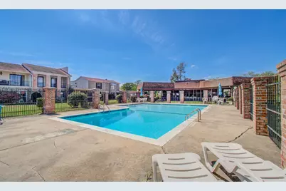 1311 Town Circle #4, Baytown, TX 77520 - Photo 36