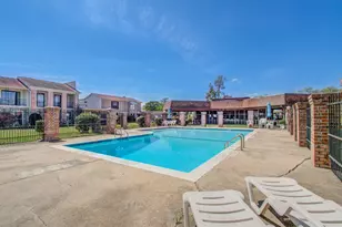 1311 Town Cir, Baytown, TX 77520 - Photo 36