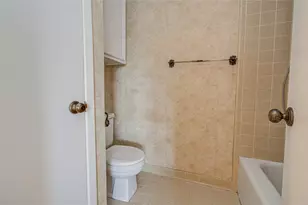 1311 Town Cir, Baytown, TX 77520 - Photo 30