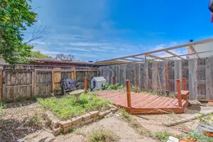 1311 Town Cir, Baytown, TX 77520 - Photo 32