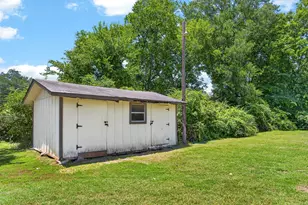 139 S Grace St, Crockett, TX 75835 - Photo 26