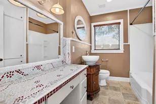 139 S Grace St, Crockett, TX 75835 - Photo 20