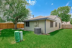 2235 Sentinal Oaks St, Sugar Land, TX 77478 - Photo 34