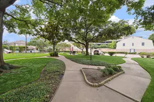 6434 Burgoyne Rd, Houston, TX 77057 - Photo 22