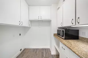 6434 Burgoyne Rd, Houston, TX 77057 - Photo 10