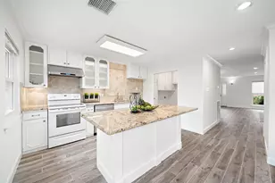 6434 Burgoyne Rd, Houston, TX 77057 - Photo 6