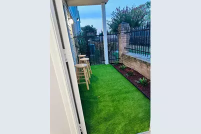 2750 Holly Hall Street #811, Houston, TX 77054 - Photo 18