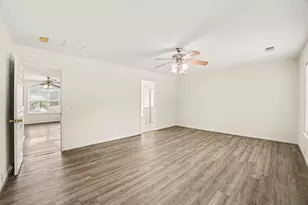 19130 Edens Dawn Dr, Tomball, TX 77375 - Photo 18